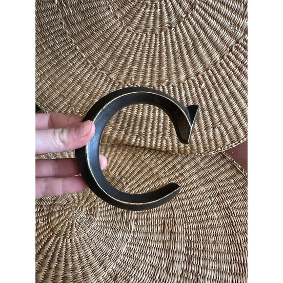 4 x 3.5” Letter C decor - Picture 5 of 7